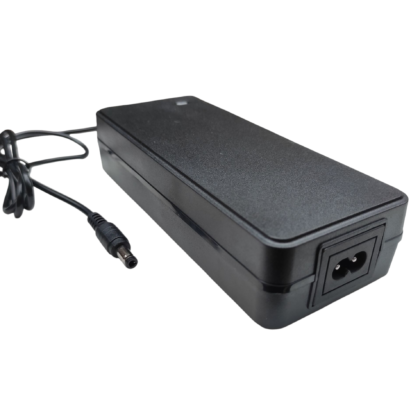 Зарядно устройство 54.6V (DC 5.5 x 2.5 мм) компактно